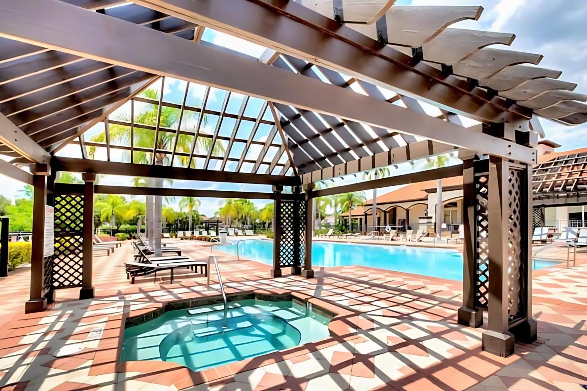 6Br Resort Home Near Disney - With Private Pool Hot Tub And Games Room Kissimmee Luaran gambar