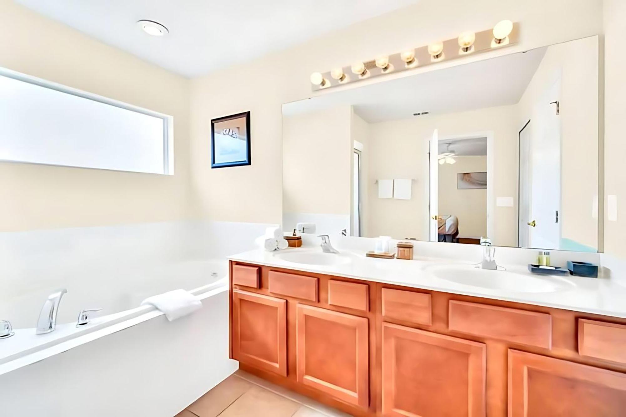 6Br Resort Home Near Disney - With Private Pool Hot Tub And Games Room Kissimmee Luaran gambar